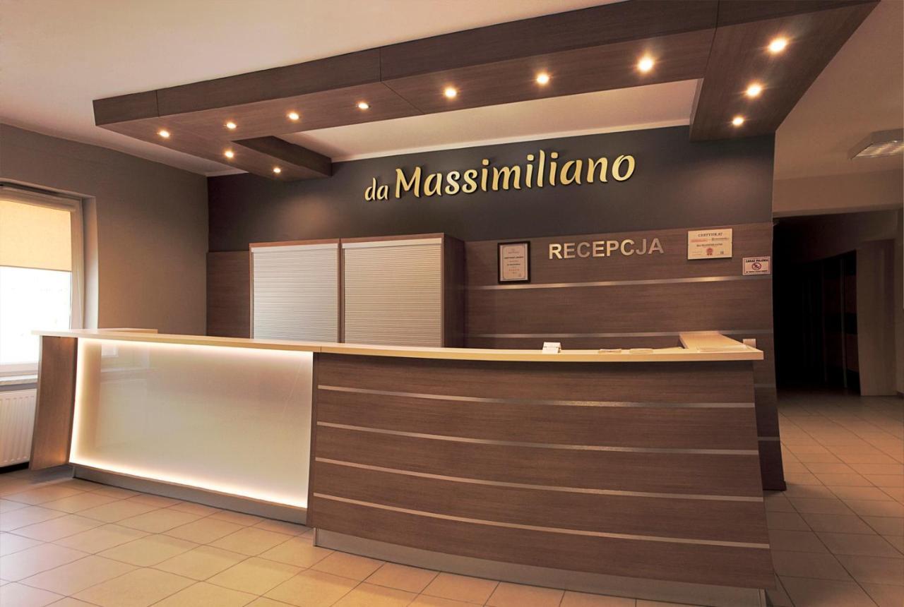 Da Massimiliano Aparthotel วรอตซวาฟ ภายนอก รูปภาพ