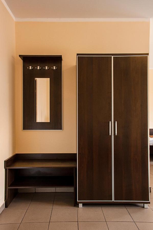 Da Massimiliano Aparthotel วรอตซวาฟ ภายนอก รูปภาพ