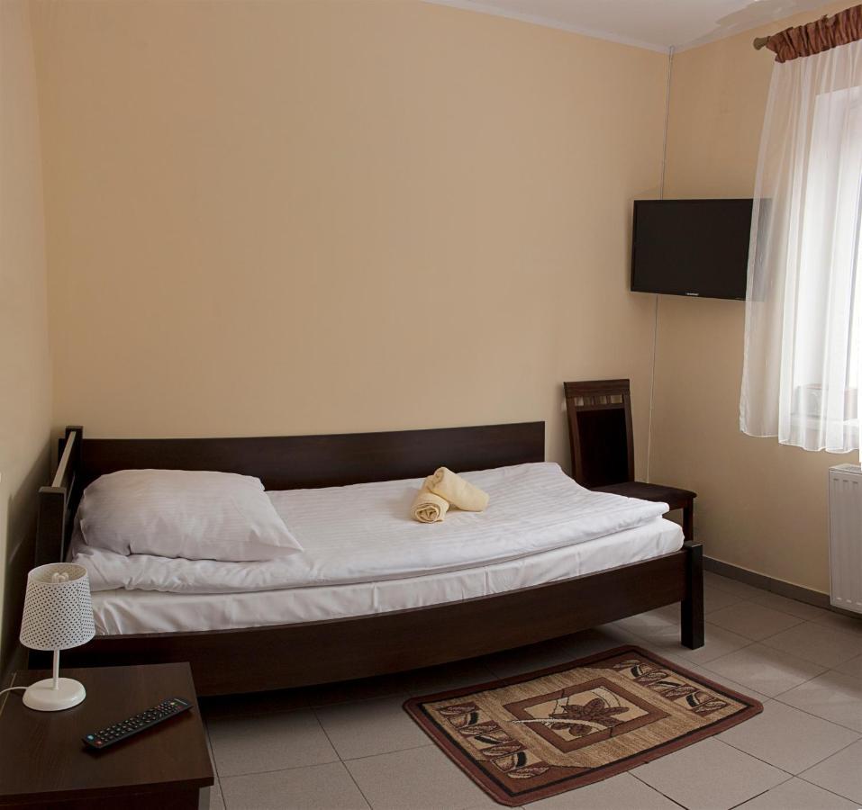 Da Massimiliano Aparthotel วรอตซวาฟ ภายนอก รูปภาพ